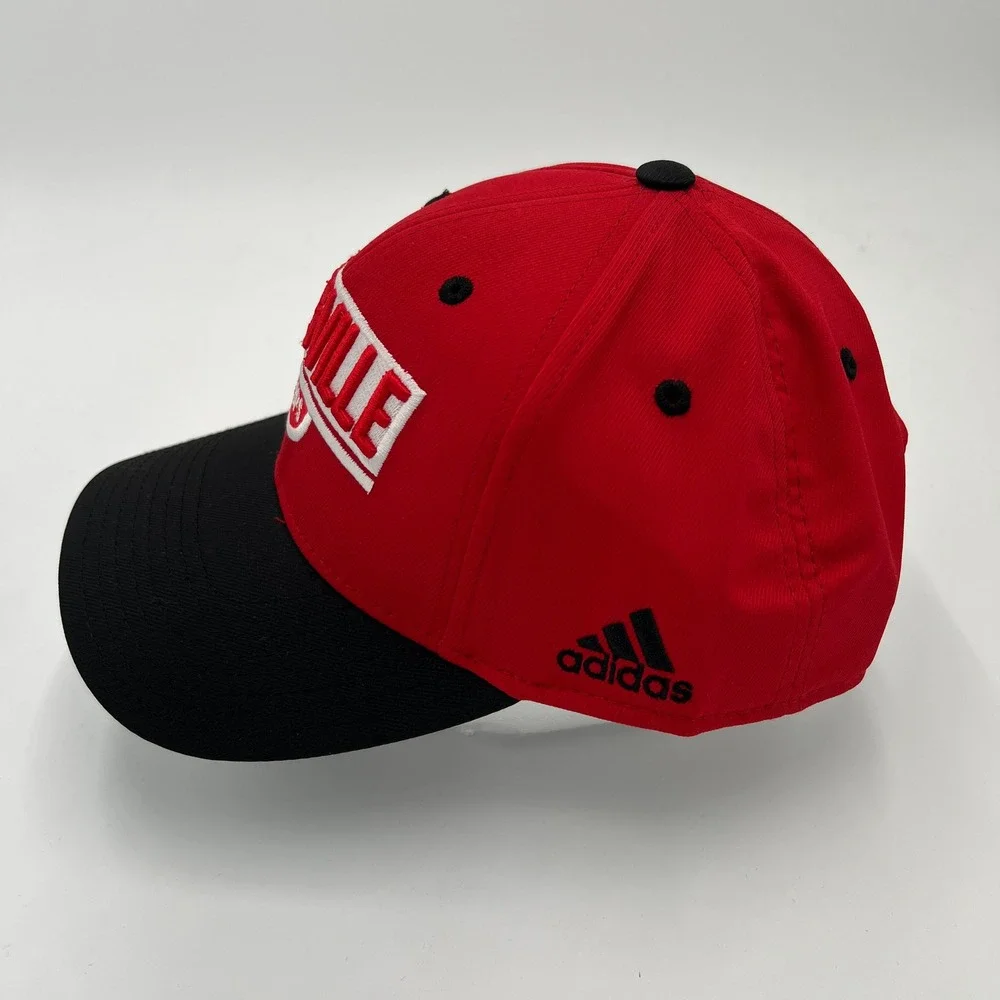 Adidas Louisville Hoops Snapback Hat Red Black Cardinals Basketball OSFA‎ Cap
